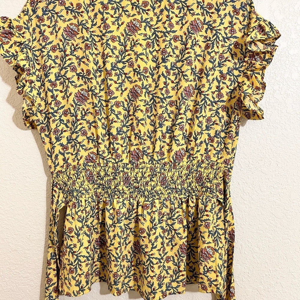 MAX STUDIO Floral Yellow Wrap Top - Picture 3 of 6